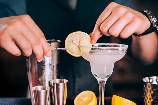 9 Best Places for Margaritas in Massachusetts!