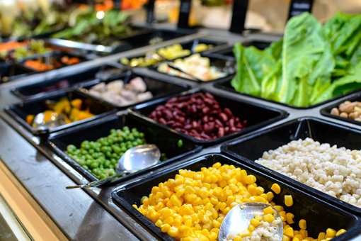 8 Best Salad Bars in Massachusetts