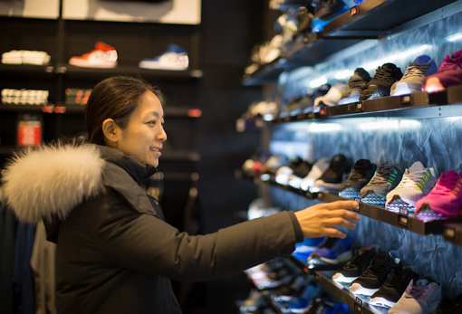 The 8 Best Shoe Stores in Massachusetts!